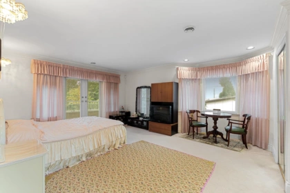 Basement Recreation Room Photo of 6941 Adair Street, Burnaby, BC