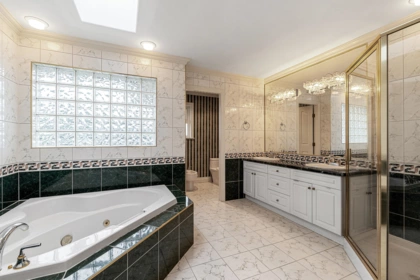 Entry Foyer Photo of 6941 Adair Street, Burnaby, BC