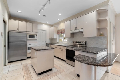 Primary Bedroom Photo of 6941 Adair Street, Burnaby, BC