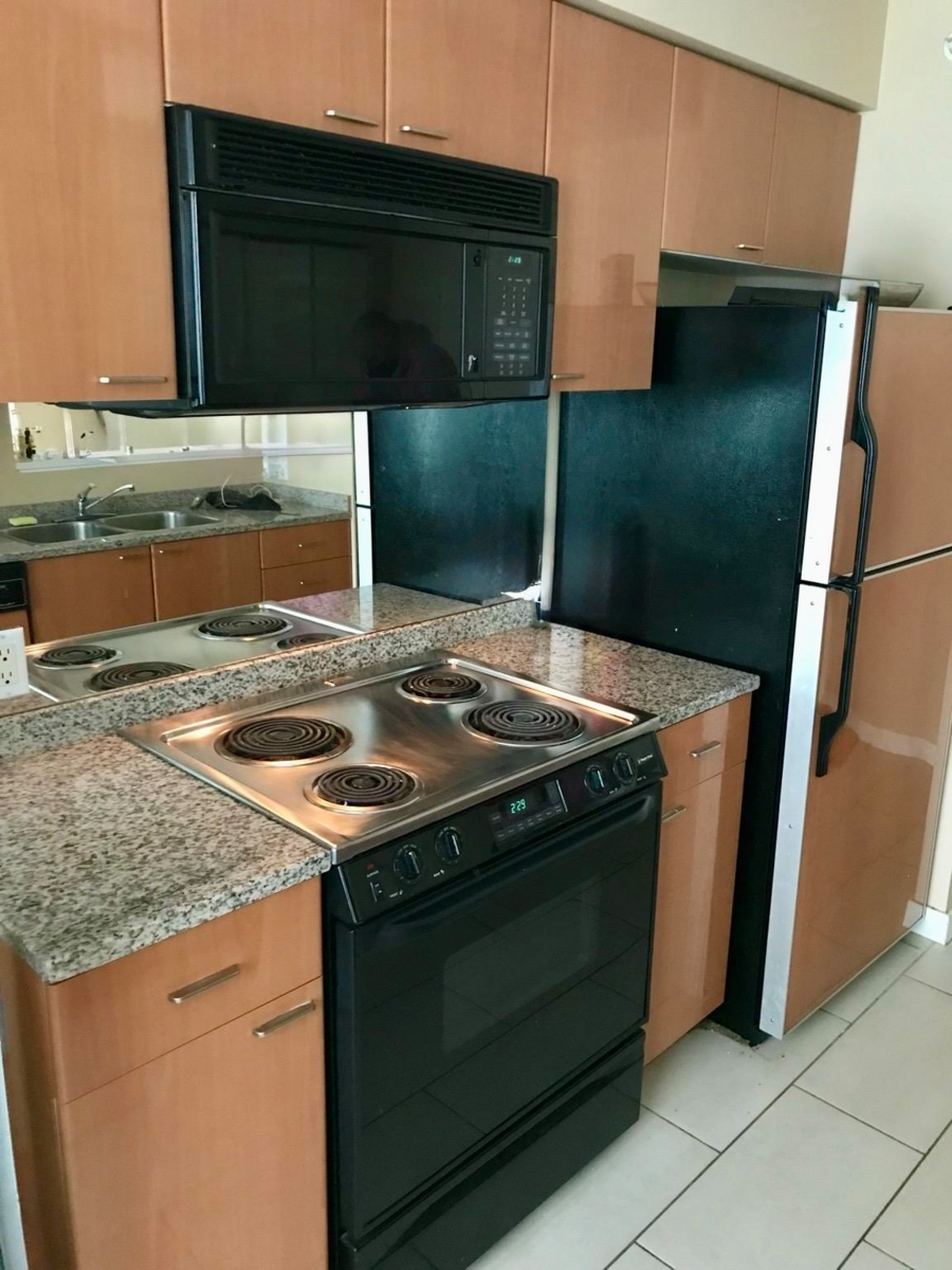 Living Room Photo of 1501 1288 W Georgia Street, Vancouver, BC