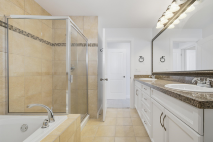 Mudroom Photo of 2411 George Street, North Vancouver, BC