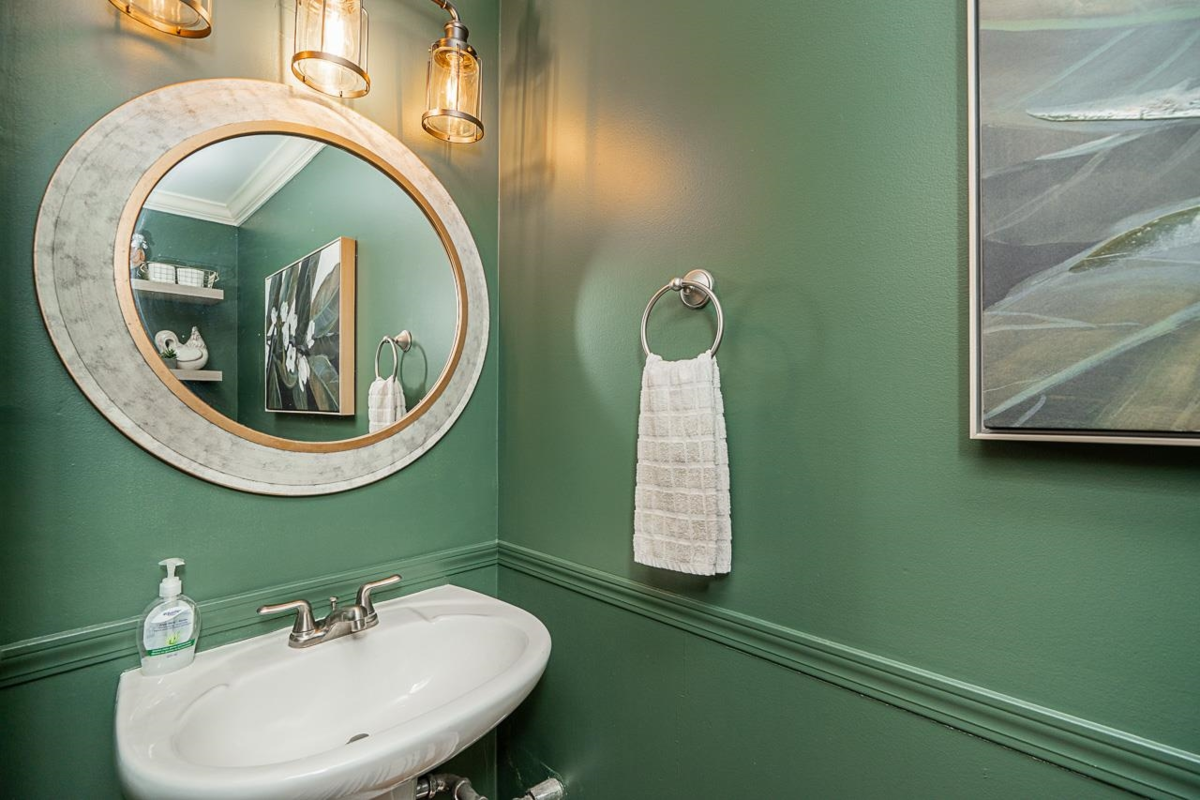 Office / Den Photo of 14625 86b Avenue, Surrey, BC