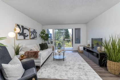 202 5700 200 Street, Langley, BC, Langley — Apartment/Condo for sale
