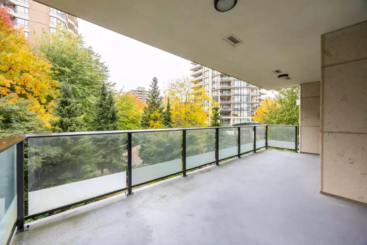 Entry Foyer Photo of 205 6168 Wilson Avenue, Burnaby, BC