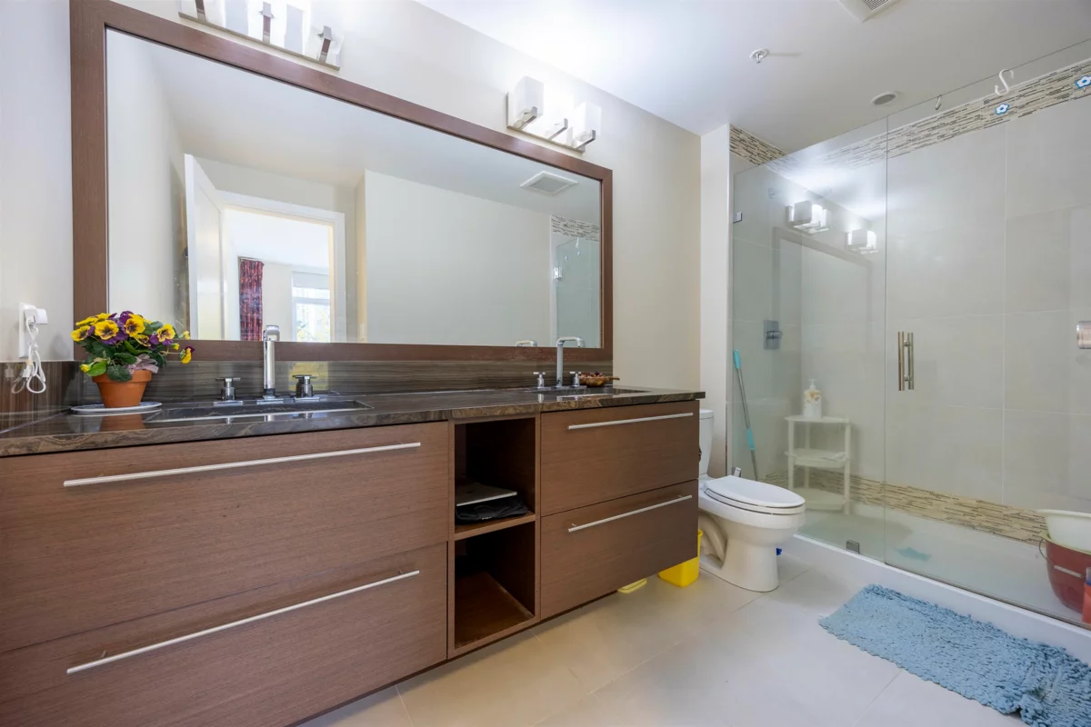 Guest Bathroom Photo of 205 6168 Wilson Avenue, Burnaby, BC