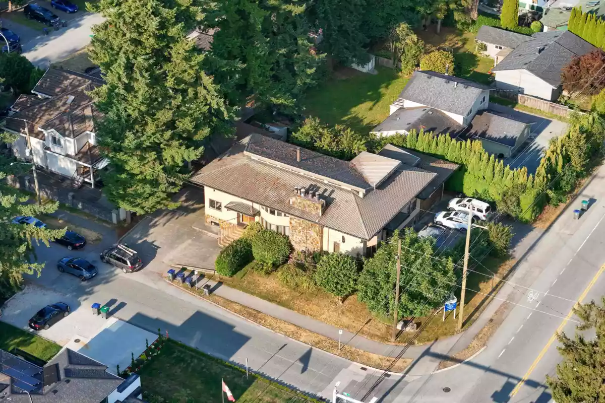 Family Room Photo of 8785 158 Street, Surrey, BC