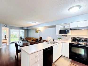 102 12130 80 Avenue, Surrey, BC, Surrey — Apartment/Condo for sale