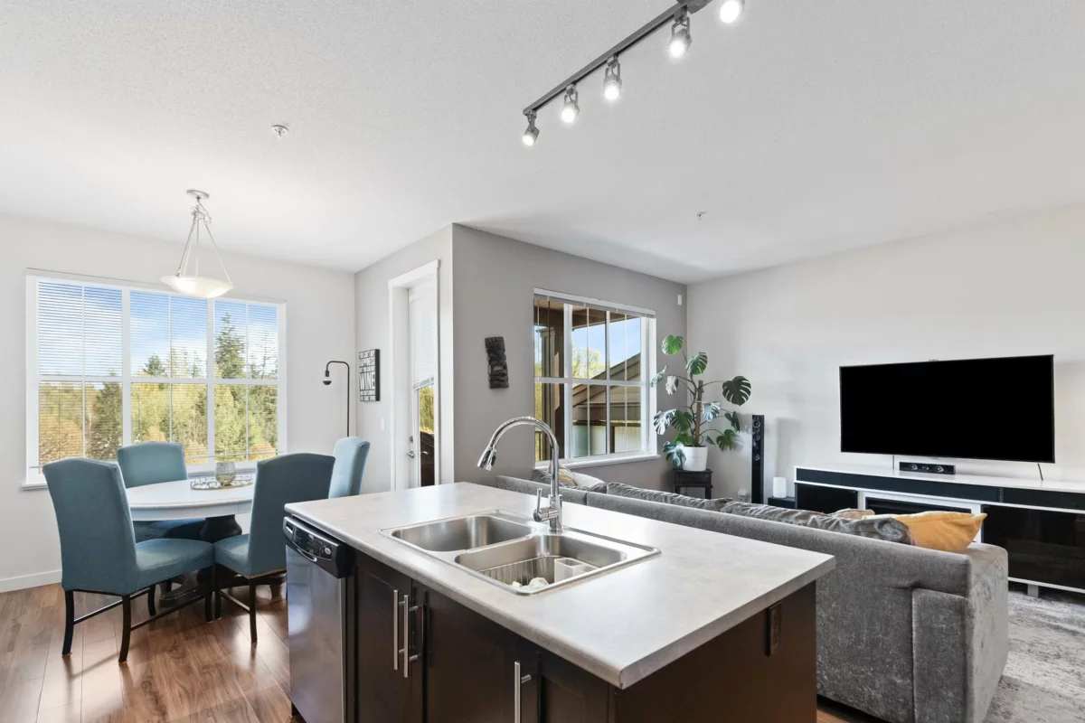 Breakfast Nook Photo of 27 11176 Gilker Hill Road, Maple Ridge, BC