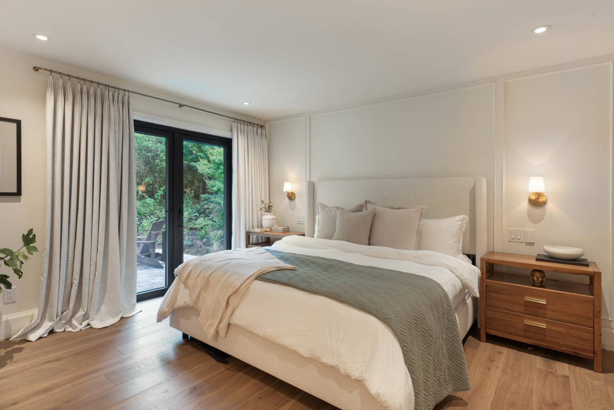 Basement Recreation Room Photo of 5075 Howe Sound Lane, West Vancouver, BC