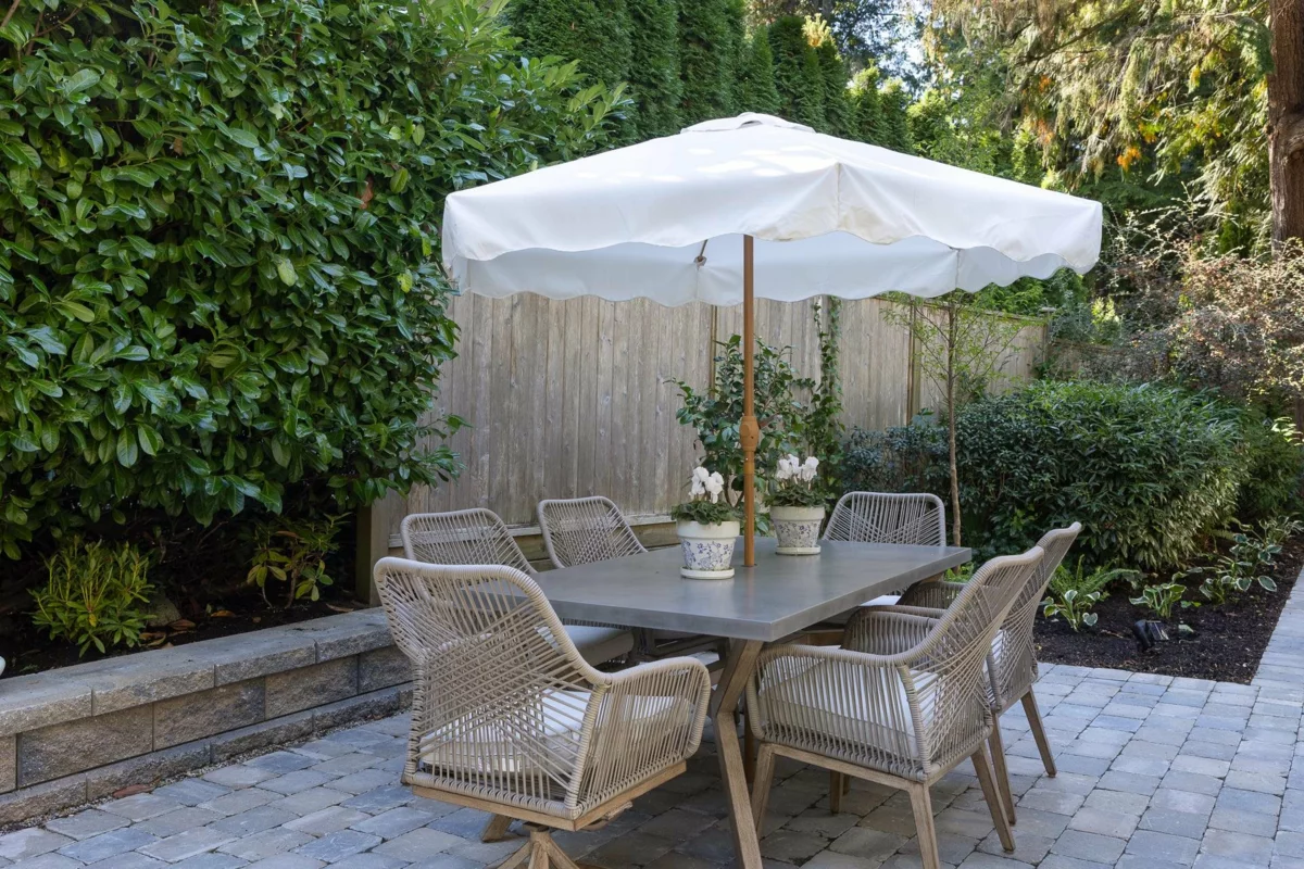 Outdoor Kitchen Photo of 5075 Howe Sound Lane, West Vancouver, BC