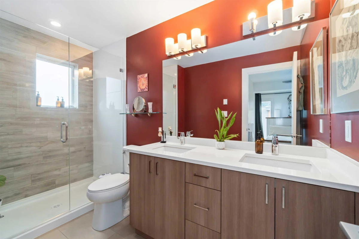 Bedroom 3 Photo of 201 39771 Government Road, Squamish, BC