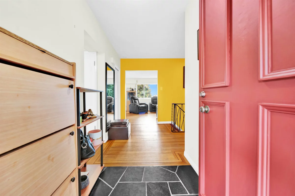 Living Room Photo of 320 Seaforth Crescent, Coquitlam, BC