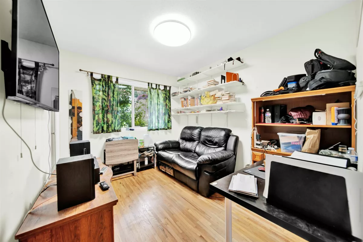 Office / Den Photo of 320 Seaforth Crescent, Coquitlam, BC