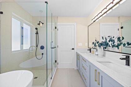 Hallway Photo of 1 5115 Buxton Street, Burnaby, BC