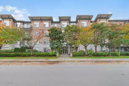 211 8183 121a Street, Surrey, BC, Queen Mary Park Surrey — 2 bed apartment/condo for sale