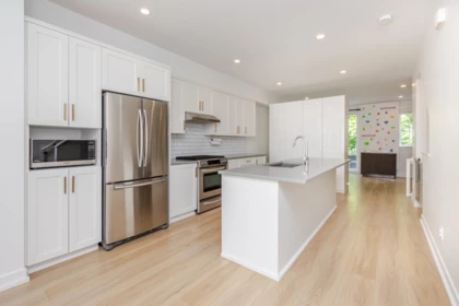Dining Area Photo of 11 15588 32nd Avenue, Surrey, BC
