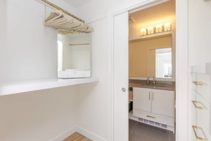 Hallway Photo of 11 15588 32nd Avenue, Surrey, BC