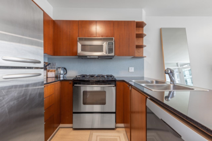 1102 822 Seymour Street, Vancouver, BC, Vancouver — Apartment/Condo for sale
