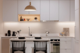 201 3633 Willingdon Avenue, Burnaby, BC