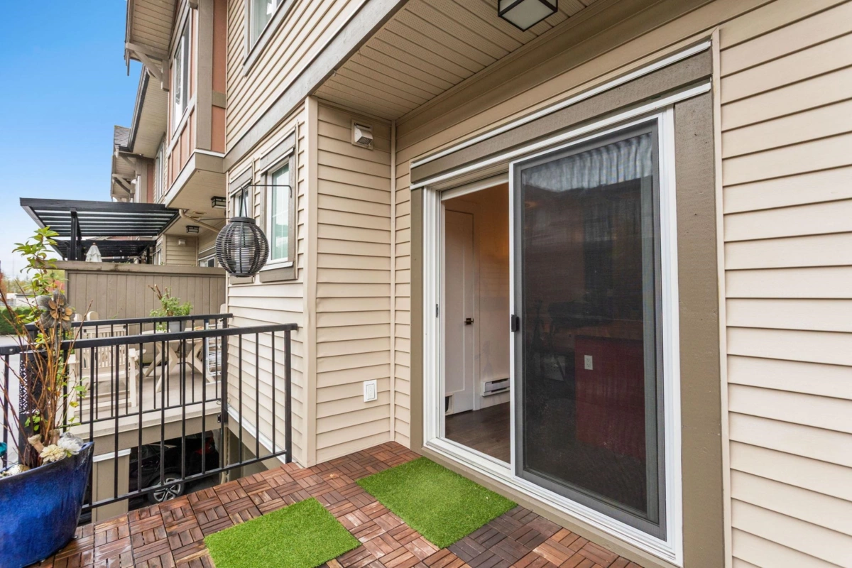 Powder Room Photo of 13 10151 240 Street, Maple Ridge, BC
