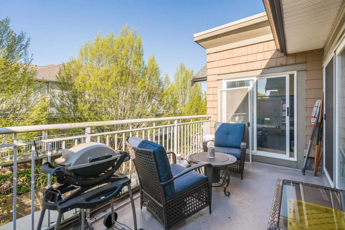 Basement Recreation Room Photo of 415 6359 198 Street, Langley, BC