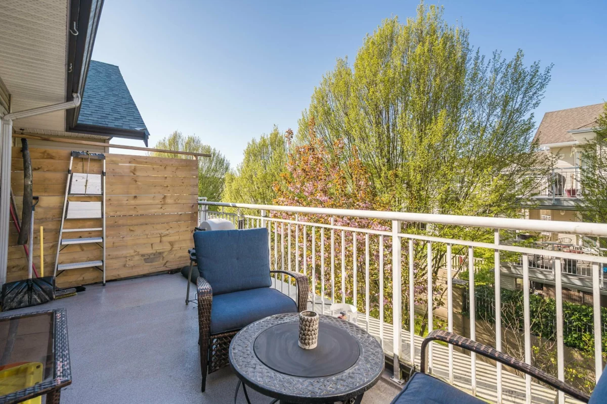 Laundry Room Photo of 415 6359 198 Street, Langley, BC