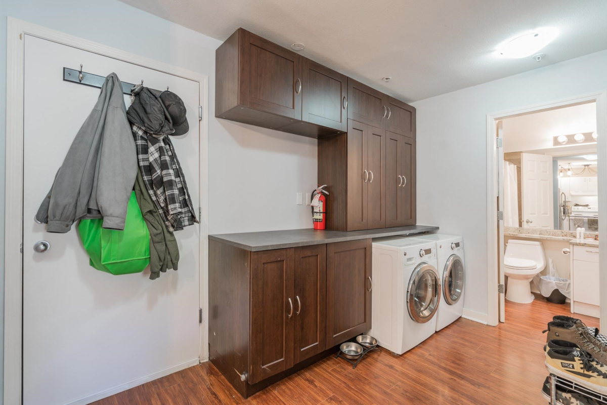 Powder Room Photo of 415 6359 198 Street, Langley, BC