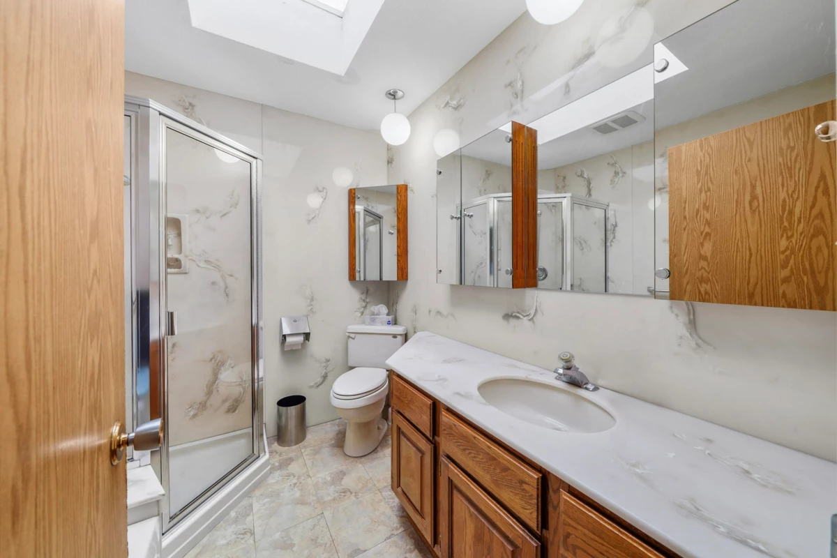 Powder Room Photo of 11260 Seacrest Road, Richmond, BC