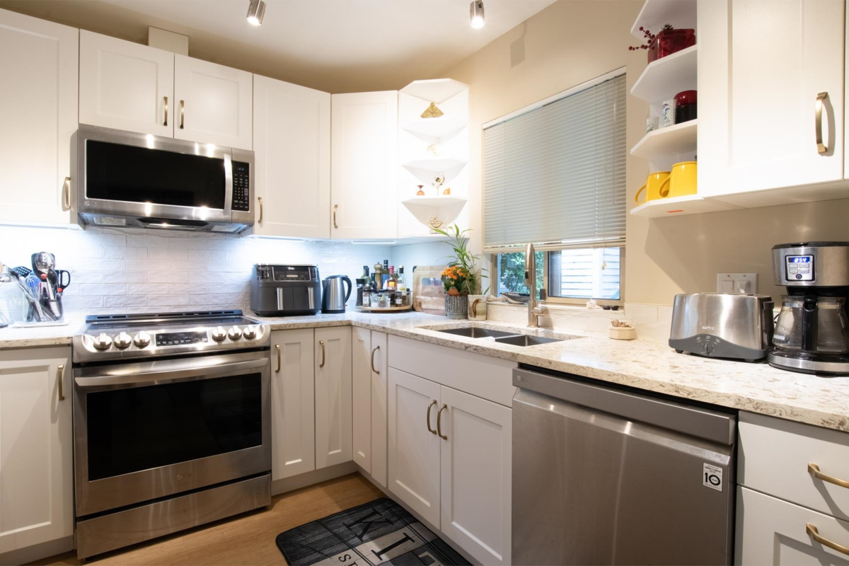 Dining Area Photo of 41 555 Eaglecrest Drive, Gibsons, BC