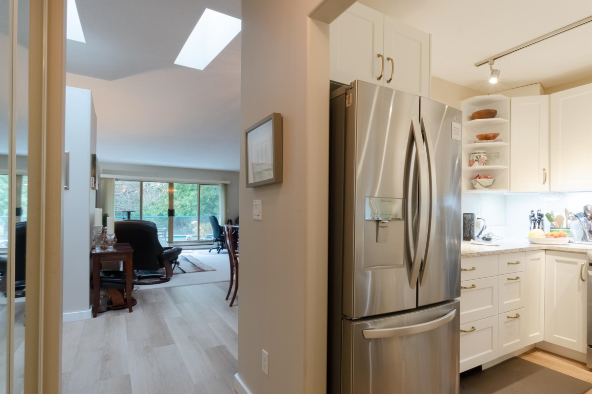 Living Room Photo of 41 555 Eaglecrest Drive, Gibsons, BC