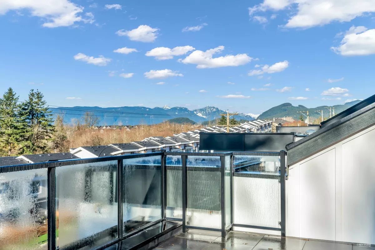 Outdoor Patio Photo of 13622 232 Street, Maple Ridge, BC