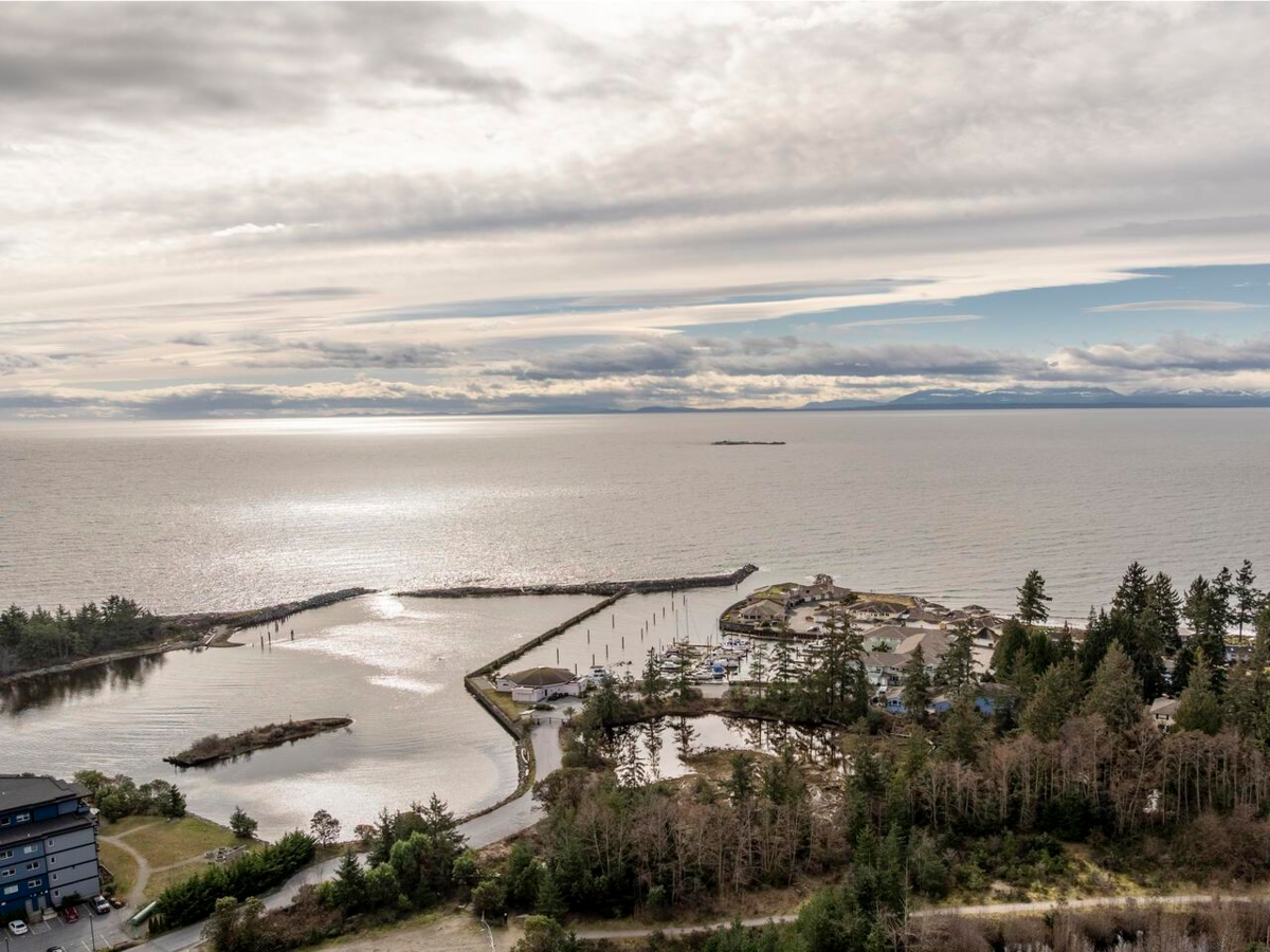Bedroom 4 Photo of 4404 Sunshine Coast Highway, Sechelt, BC