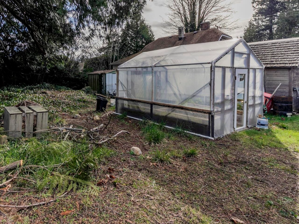 Primary Bedroom Photo of 4404 Sunshine Coast Highway, Sechelt, BC
