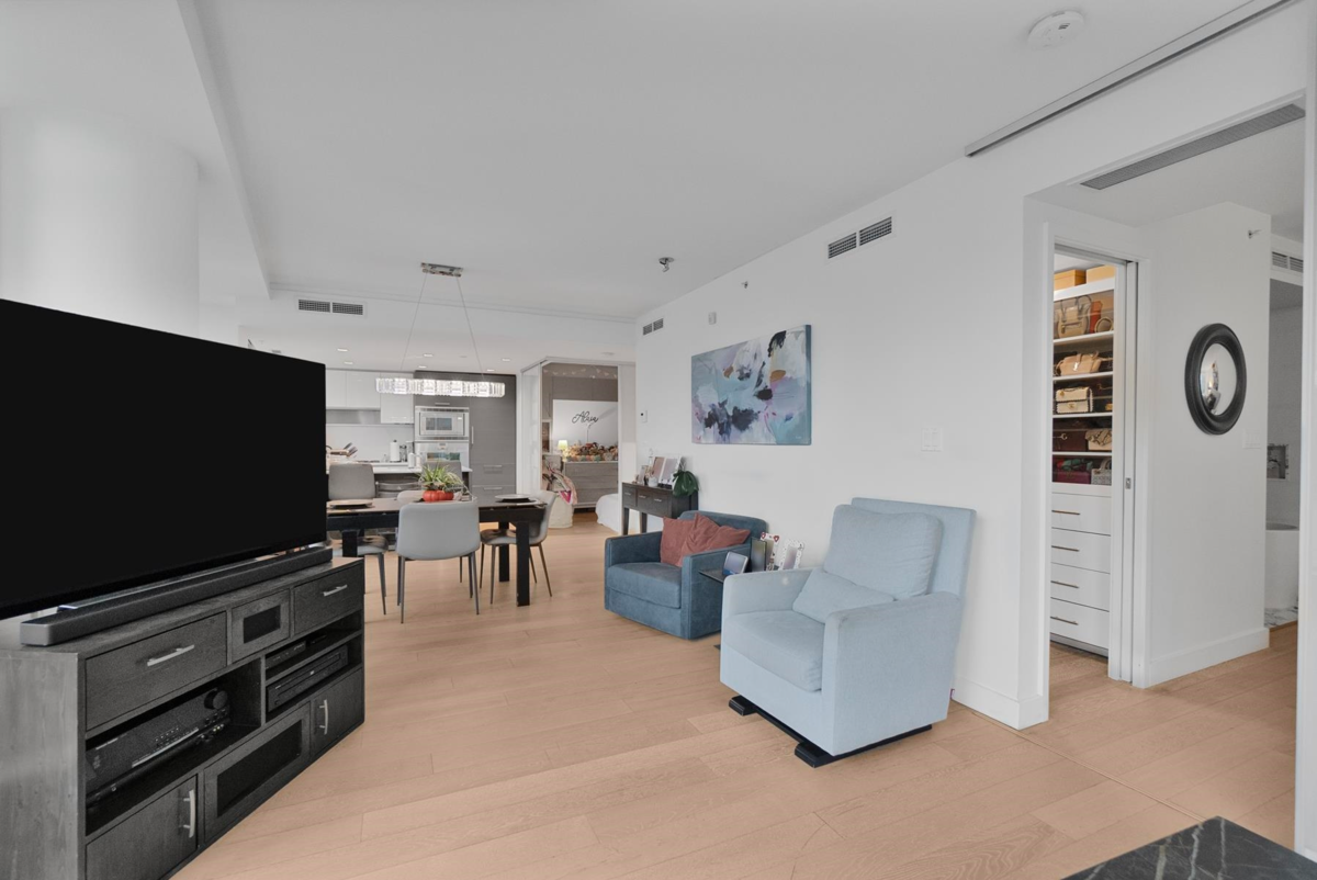 Family Room Photo of 1201 1499 W Pender Street, Vancouver, BC