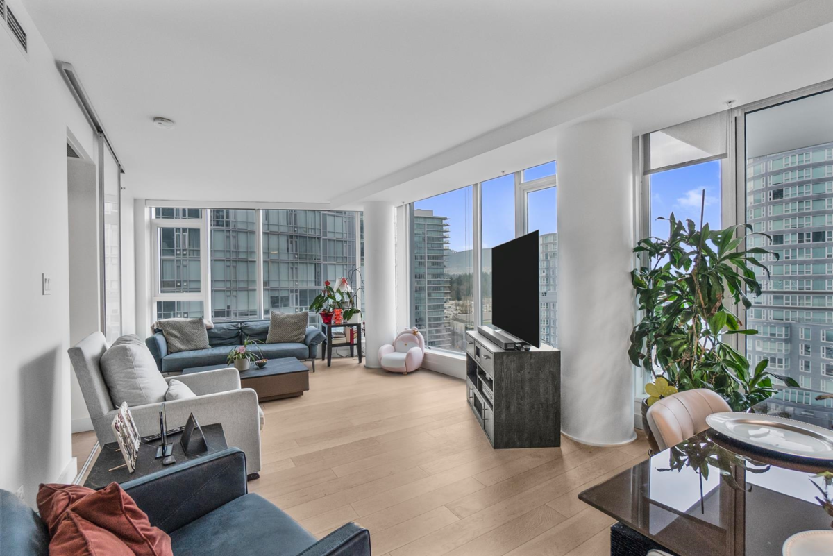 Living Room Photo of 1201 1499 W Pender Street, Vancouver, BC