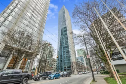 1201 1499 W Pender Street, Vancouver, BC
