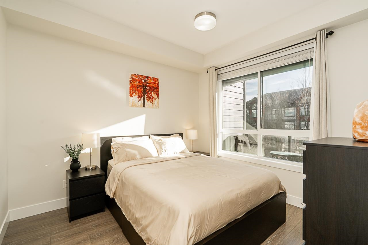 Office / Den Photo of 316 15351 101 Avenue, Surrey, BC