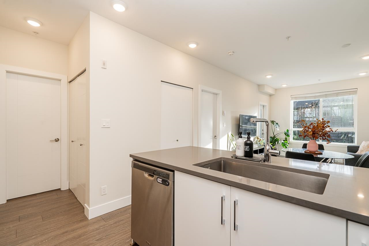 Primary Bedroom Photo of 316 15351 101 Avenue, Surrey, BC