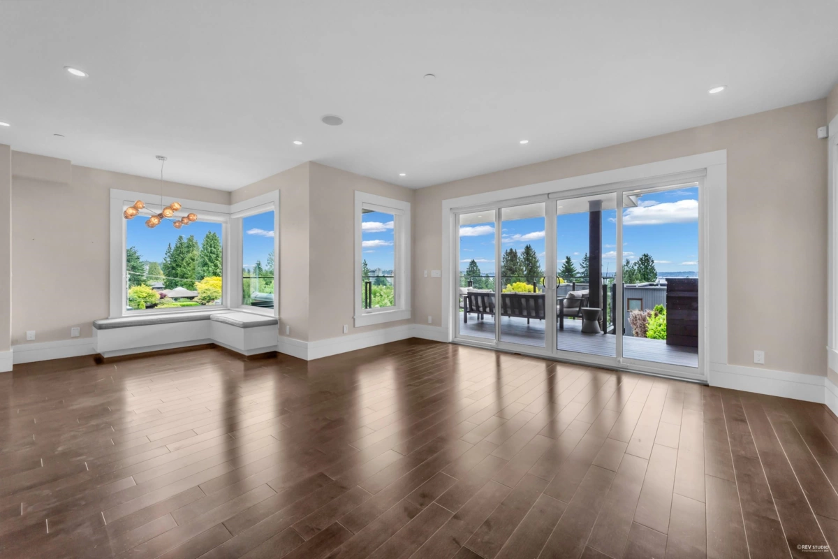 Bedroom 4 Photo of 2548 Mathers Avenue, West Vancouver, BC
