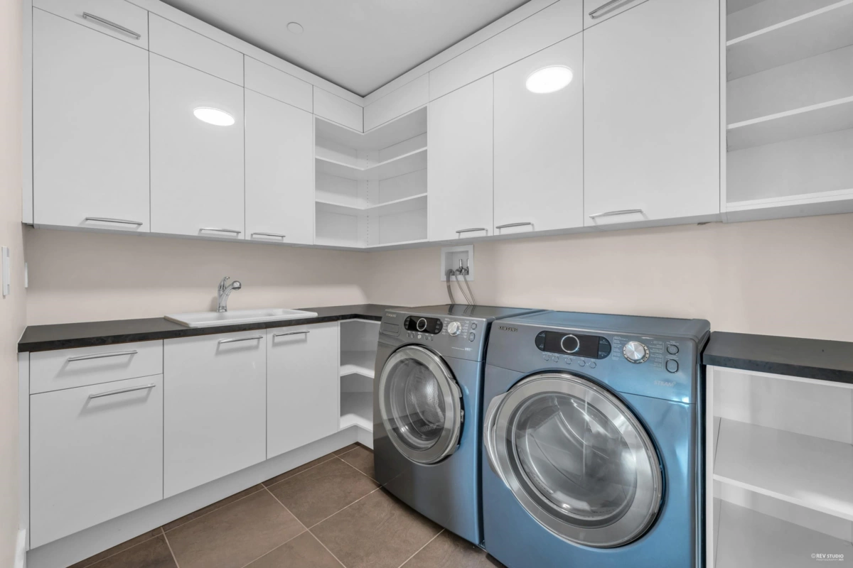 Community Amenities Photo (Clubhouse) of 2548 Mathers Avenue, West Vancouver, BC