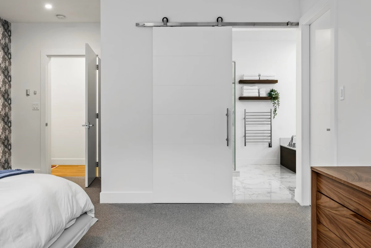 Staircase Photo of 1857 Agassiz Avenue, Agassiz, BC