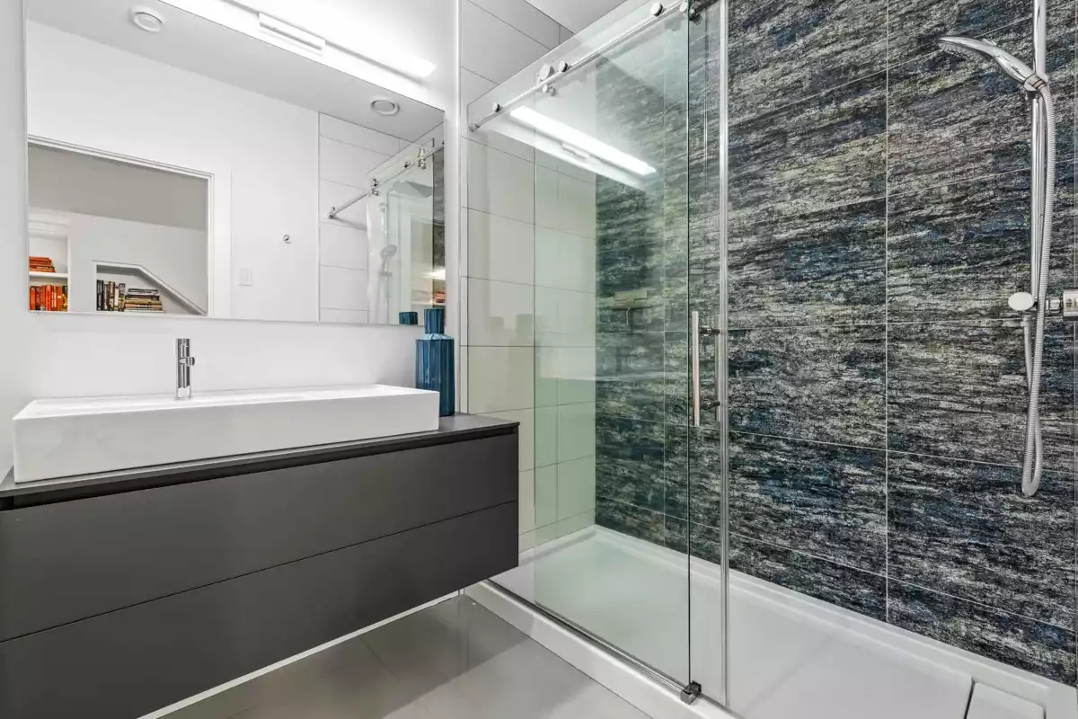 Swimming Pool Photo of 1857 Agassiz Avenue, Agassiz, BC