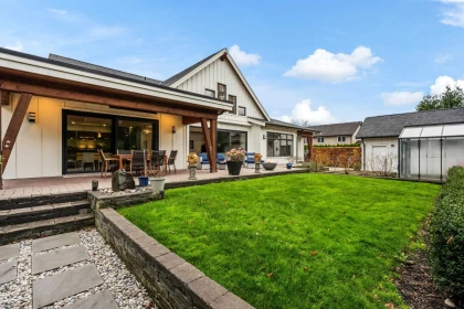 1857 Agassiz Avenue, Agassiz, BC, Agassiz — Single Family Residence for sale