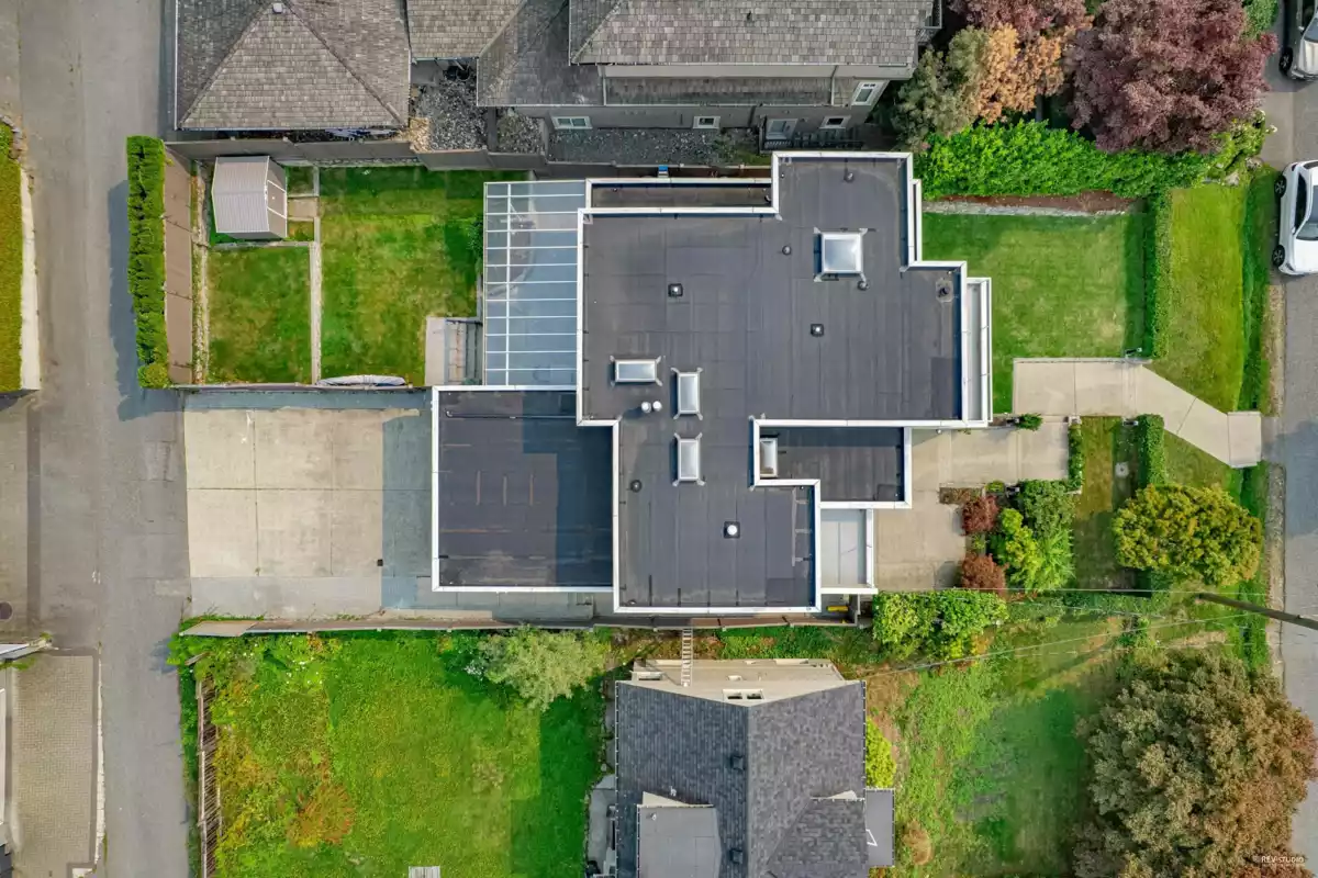 Street View Photo of 2175 Kings Avenue, West Vancouver, BC