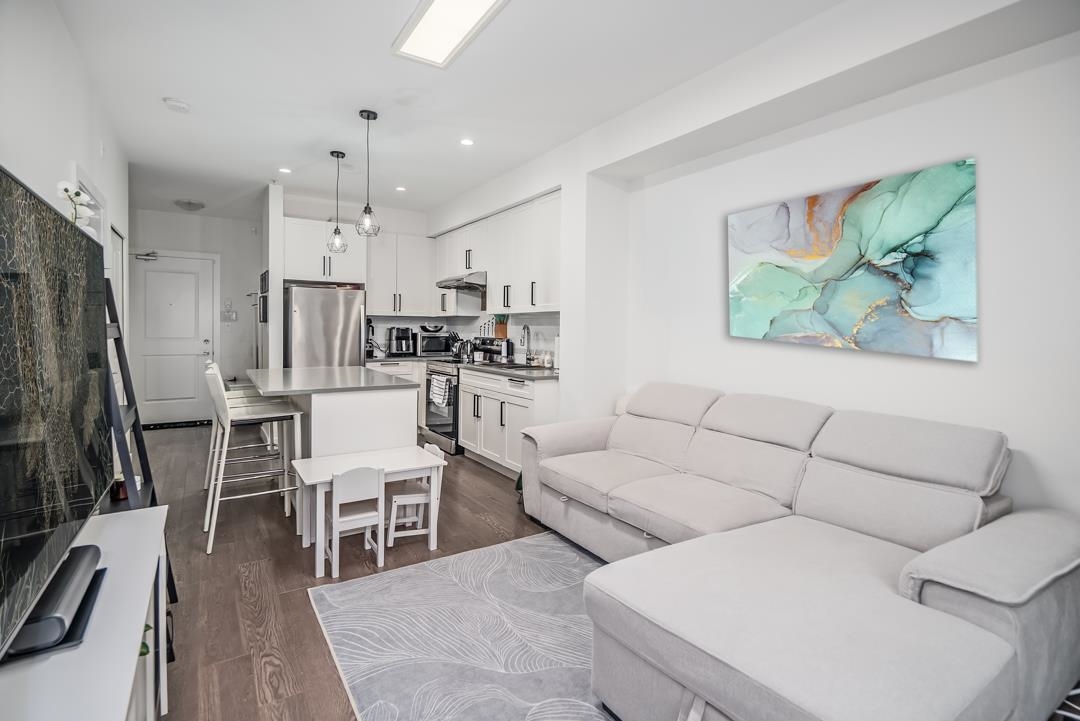 Kitchen Island Photo of 213 8360 Delsom Way, Delta, BC