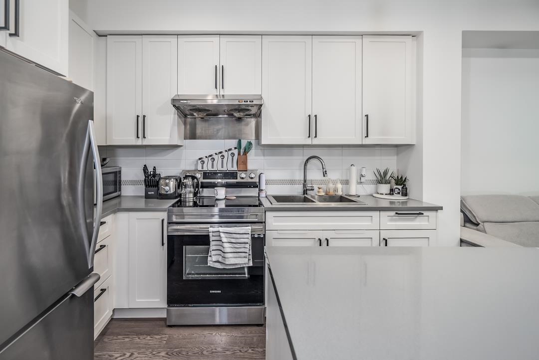 Primary Bathroom Photo of 213 8360 Delsom Way, Delta, BC