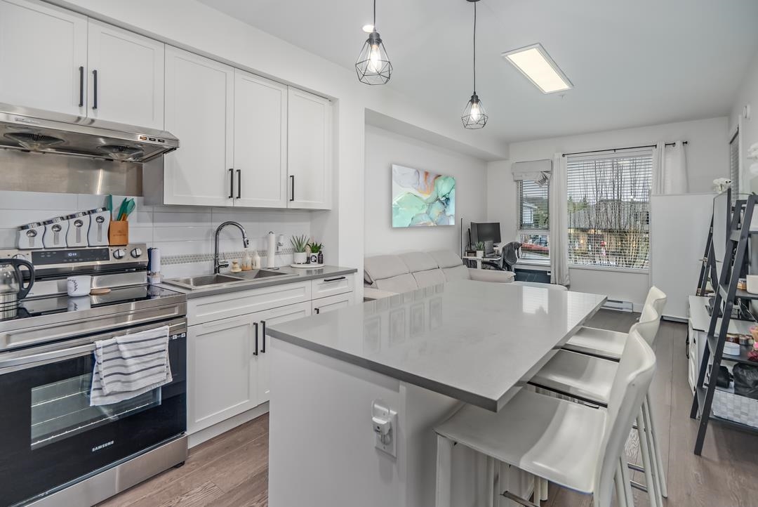 Walk-In Closet Photo of 213 8360 Delsom Way, Delta, BC