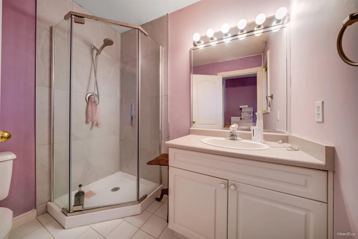 Primary Bathroom Photo of 2599 Diamond Crescent, Coquitlam, BC