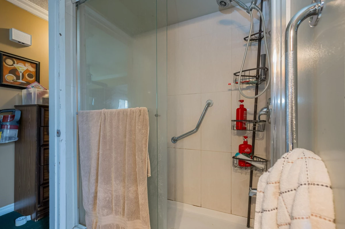 Basement Recreation Room Photo of 32076 Dormick Avenue, Abbotsford, BC