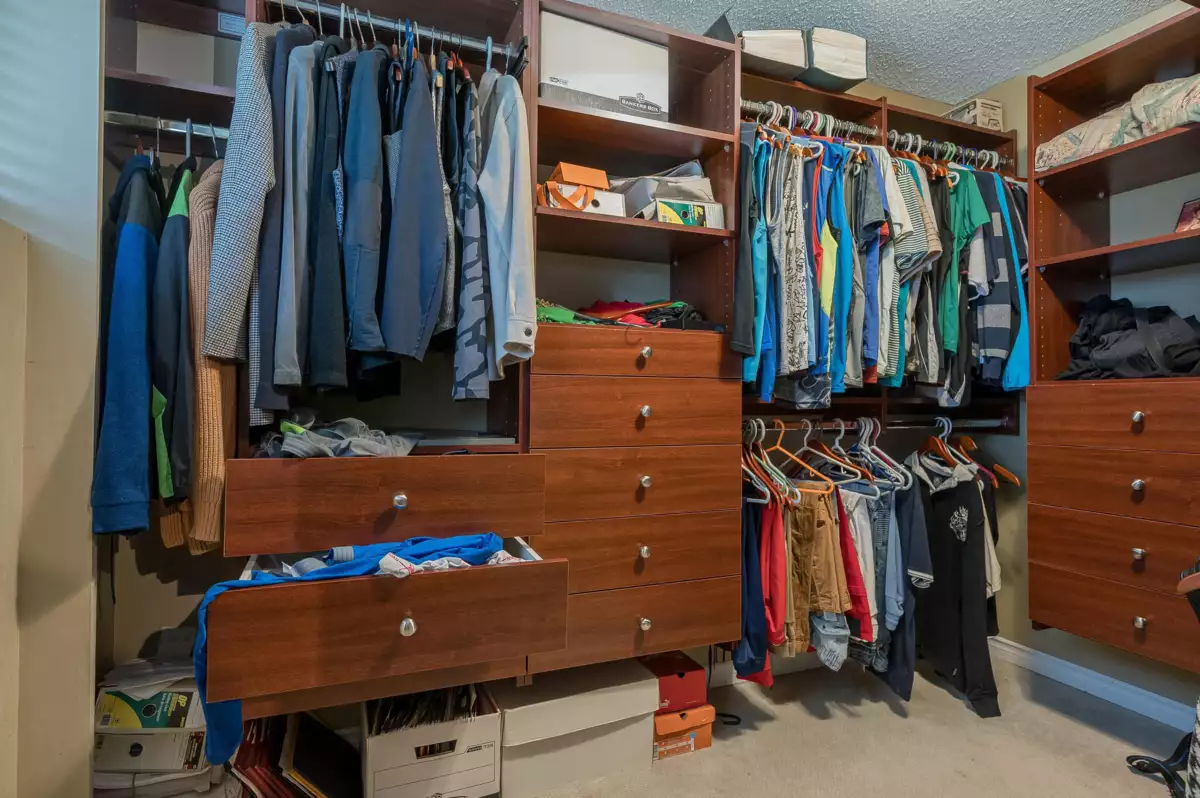 Garage Interior Photo of 32076 Dormick Avenue, Abbotsford, BC
